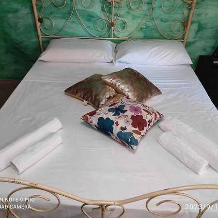 Bed and Breakfast Valenti Catania Exterior foto