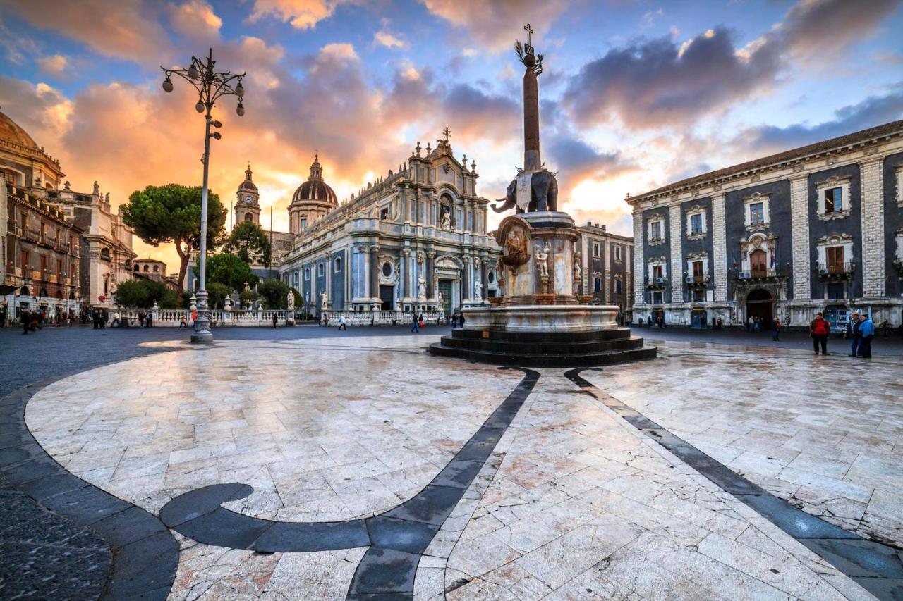 Bed and Breakfast Valenti Catania Exterior foto