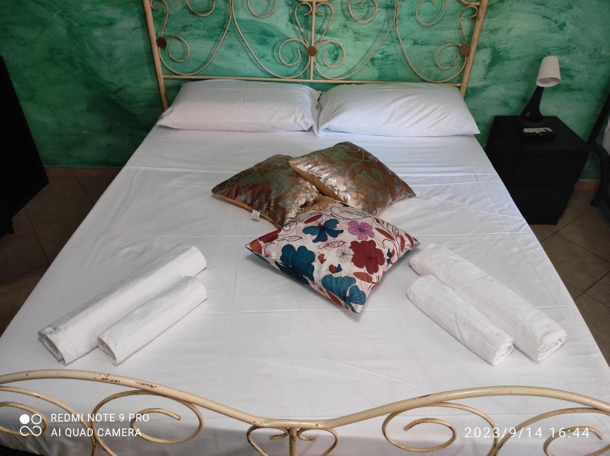 Bed and Breakfast Valenti Catania Exterior foto